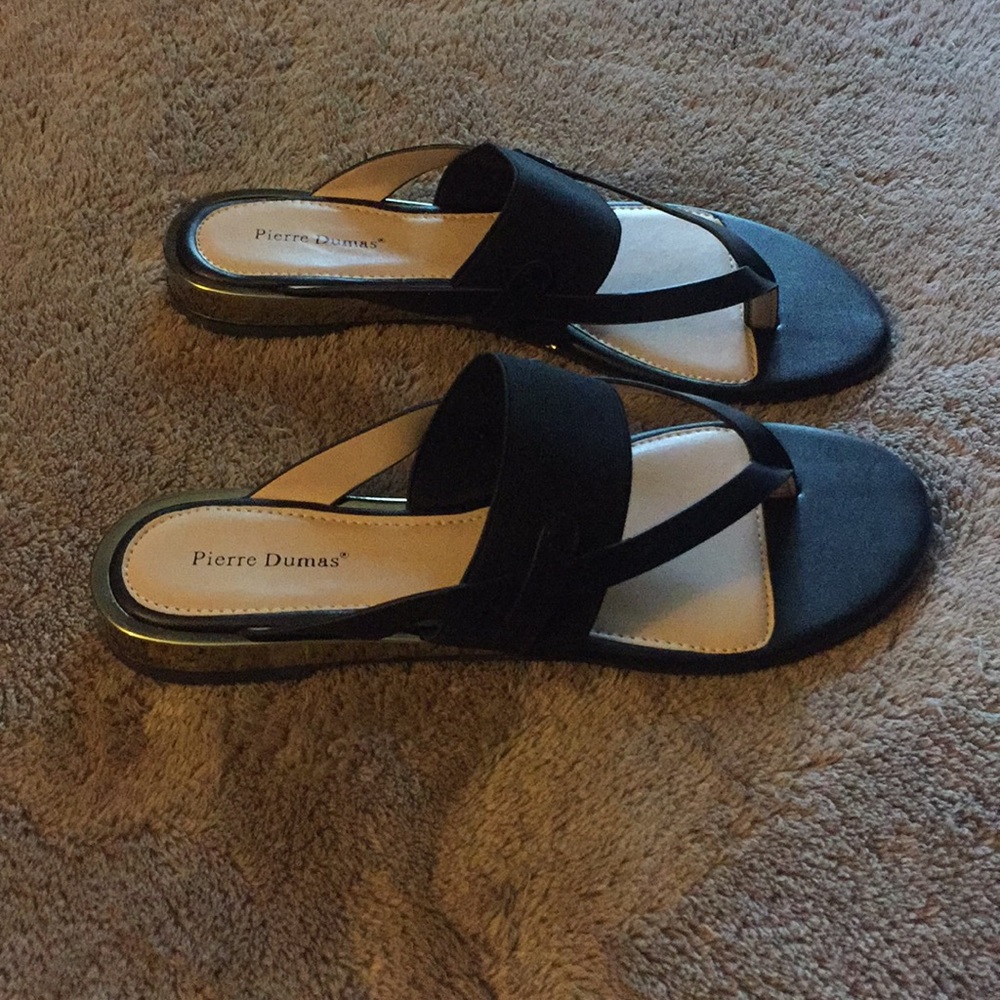 NWOT 7.5 Women’s Sandals